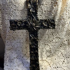 Vintage Floral Cross
